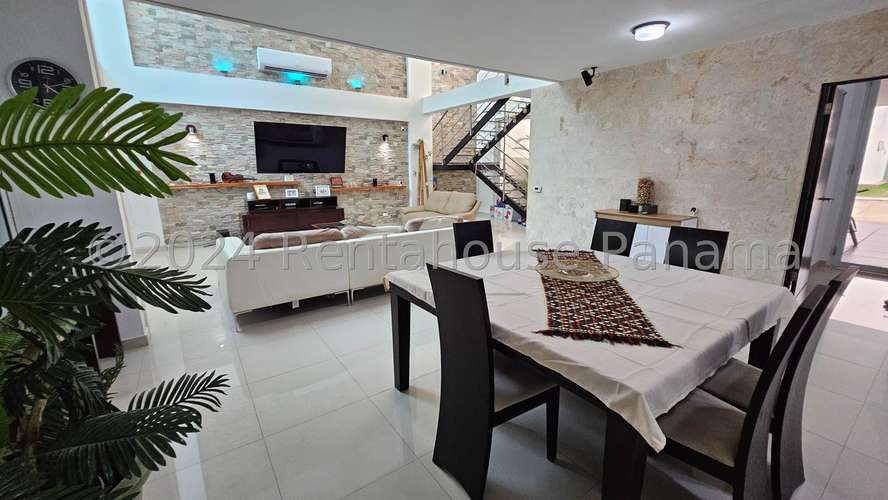 Venta de Casa en Costa Sur 27-1917 MMM
