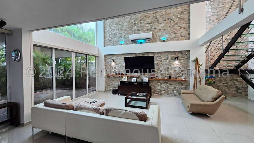 Venta de Casa en Costa Sur 27-1917 MMM