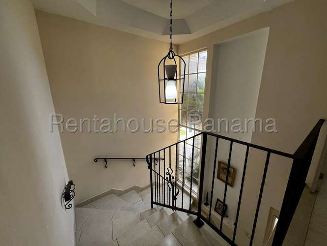 Venta de Casa en Condado del Rey Dorado Springs Solo Cliente Directo MC