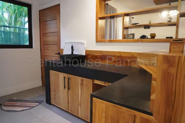 Casa en Venta en Clayton 27MDR671