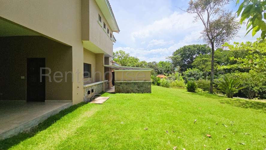 Casa en Venta en Clayton 27MDR3033