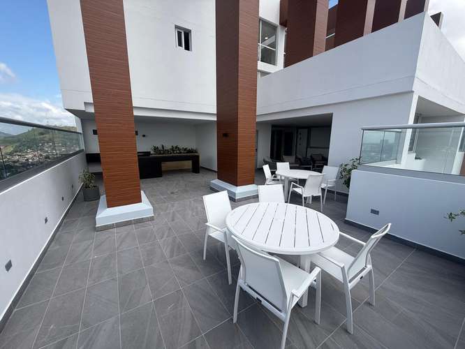 ALQUILO APARTAMENTO AMOBLADO – PH GREEN WOOD, EL BOSQUE