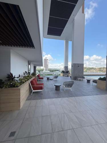 ALQUILO APARTAMENTO AMOBLADO – PH GREEN WOOD, EL BOSQUE