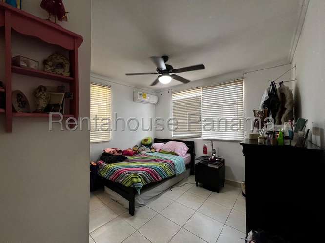 Venta de Casa en Condado del Rey Dorado Springs | Solo Cliente Directo LFC