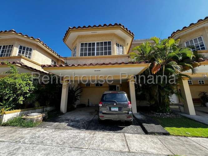Venta de Casa en Condado del Rey Dorado Springs | Solo Cliente Directo LFC