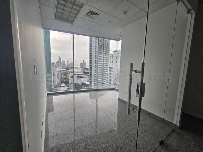 Alquiler de Oficina en Calle 50 | Solo Cliente Directo LFC - Imagen 4