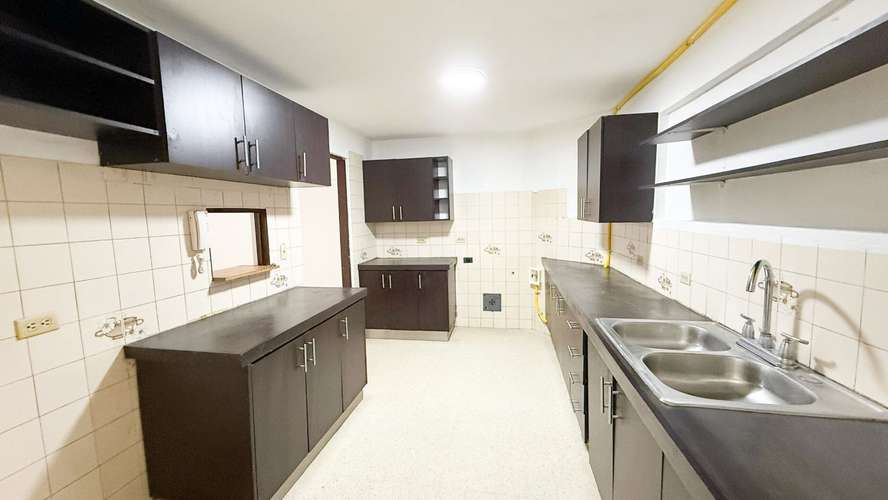 Espacio para Vivir Cómodamente en El Carmen: Apartamento de 2 Recámaras en Alquiler en PH Berenice - Imagen 8