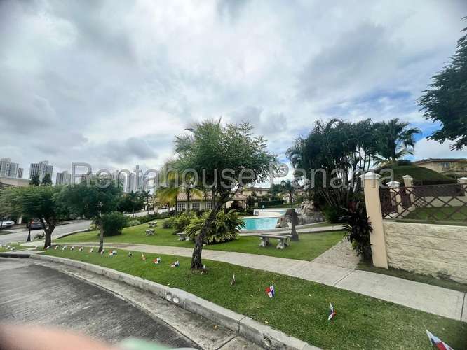 Casa en Venta Condado del Rey 27SPCG3288