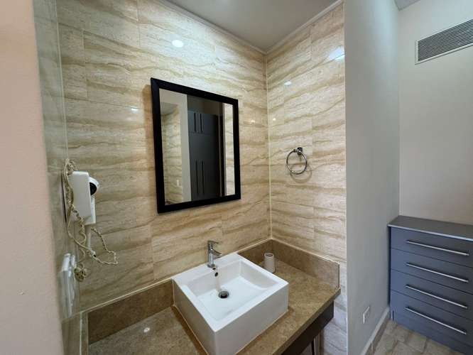 Alquilo apartamento amoblado obarrio - Imagen 2