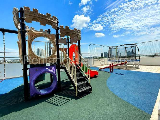 Alquiler Apartamento 187 m2 3 Recamaras con Bano Cada Una 2 Parkings Costa del Este - ALYC 27-2170