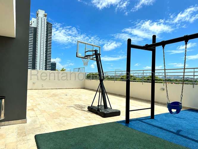 Alquiler Apartamento 187 m2 3 Recamaras con Bano Cada Una 2 Parkings Costa del Este - ALYC 27-2170