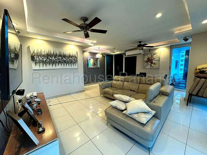 Alquiler Apartamento 187 m2 3 Recamaras con Bano Cada Una 2 Parkings Costa del Este - ALYC 27-2170