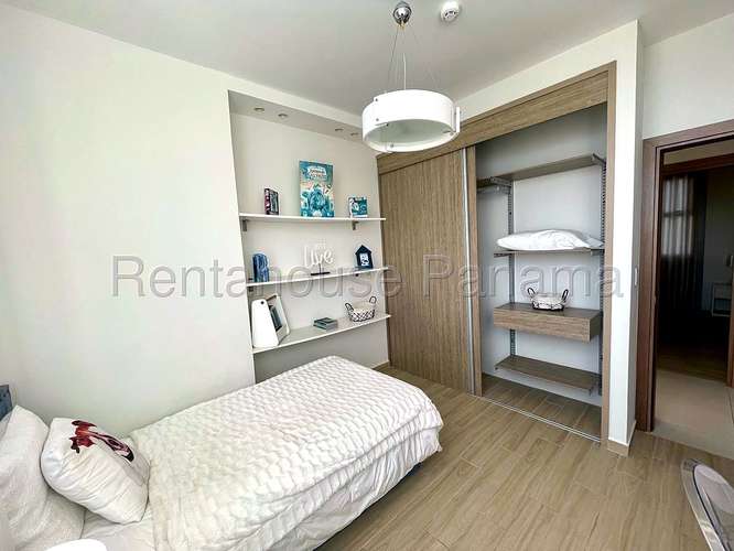 Alquiler con Opcion a Compra Apto 151 m2 3 Recamaras Vista al Mar Costa del Este - ALYC 25-9997