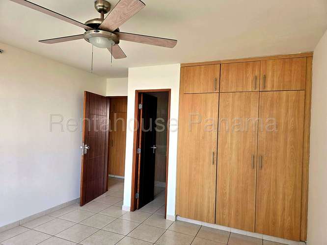 Alquiler Apartamento 172 m2 3 Recamaras con Bano y Balcon PH Vertikal Costa del Este - ALYC 26-6983