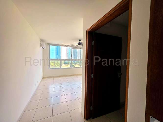 Alquiler Apartamento 172 m2 3 Recamaras con Bano y Balcon PH Vertikal Costa del Este - ALYC 26-6983