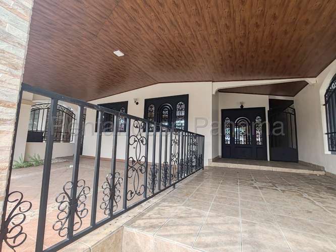 Venta de Casa en Brisas del Golf 27MGO2895