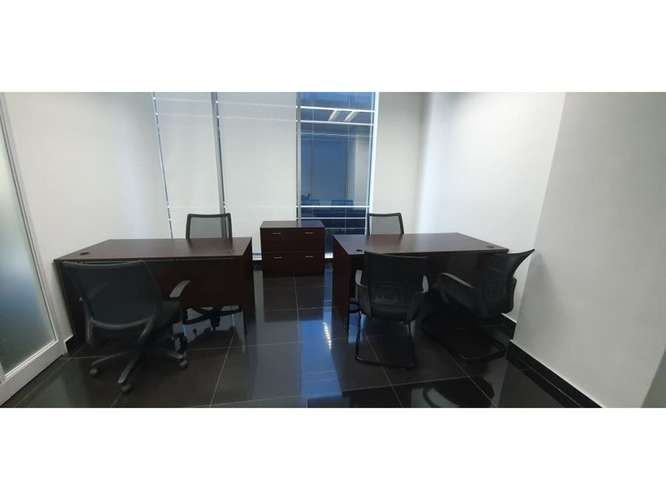 Se alquila Oficina PH Office One en Calle 50 LH
