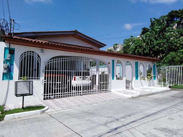 Venta de Casa en Brisas del Golf 25MGO8300