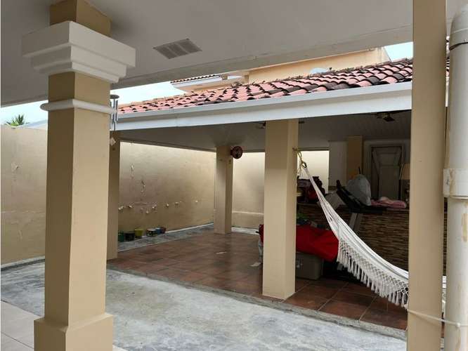 VENTA DE CASA EN VILLA TIVOLI LH
