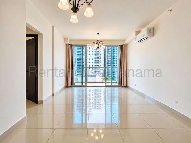 Se Alquila Apartamento en Vía España, PH San Roque  LA27-3290