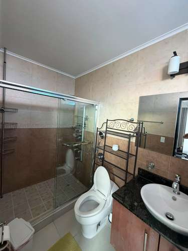 Se Alquila Amplio Apartamento con Azotea Privada en PH Marina Plaza – Vistas Panorámicas de 360°