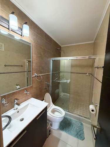 Se Alquila Amplio Apartamento con Azotea Privada en PH Marina Plaza – Vistas Panorámicas de 360°