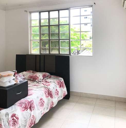 Exclusiva casa de 2 niveles en Dorado Lakes, Lakeside: 3 recámaras y terraza amplia. - Imagen 4