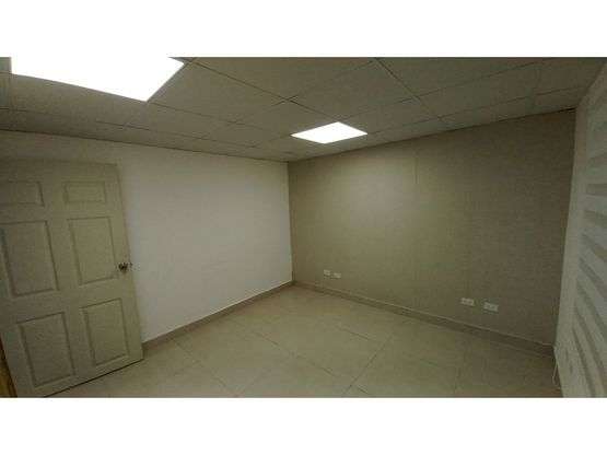 ALQUILER LOCAL CASA EN VILLA CACERES - Imagen 6