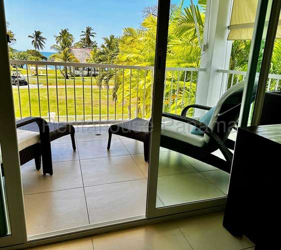 Vendo Apartamento de 206m2 en Playa Blanca Bijao 25-6948SRZ