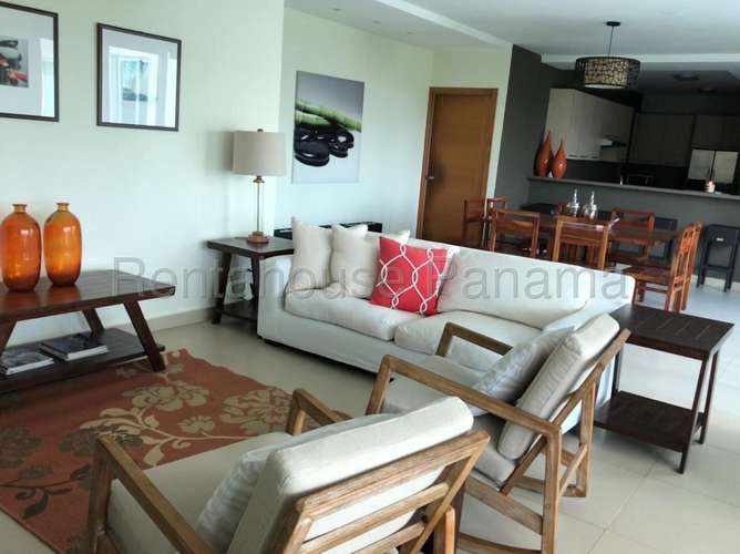 Vendo Apartamento de 206m2 en Playa Blanca Bijao 25-6948SRZ