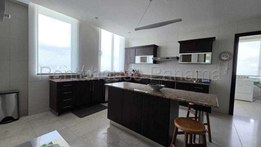 ALQUILER DE APARTAMENTO AMOBLADO EN OCEAN ONE, COSTA DEL ESTE 26ML2200