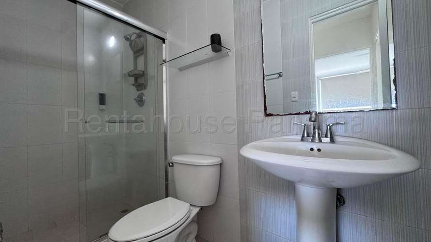 Alquiler de Apartamento en Edison Park cdy27-3054