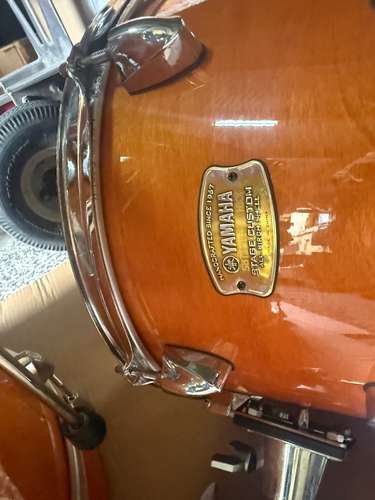 Bateria YAMAHA STAGE CUSTOM Completa - Imagen 9