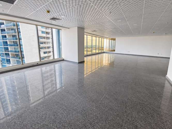Oficina en Venta con Vista al Mar y a la Ciudad en Torre BICSA, Avenida Balboa | LH