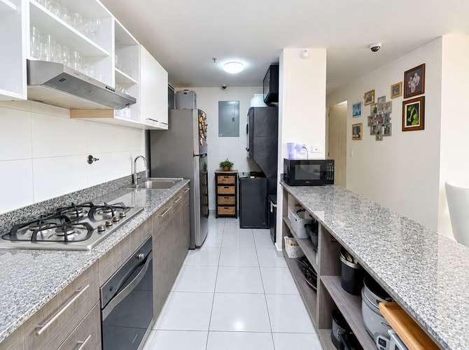 TUMBA MUERTO I LINEA BLANCA I 3 RECAMARAS I 77 M² I EXCELENTE PRECIO NEGOCIABLE 