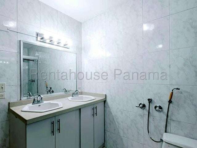 Alquiler de apartamento en St. Angelo, Coco del Mar IH27-3285