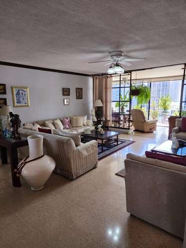 Vendo apartamento en Obarrio - Imagen 6
