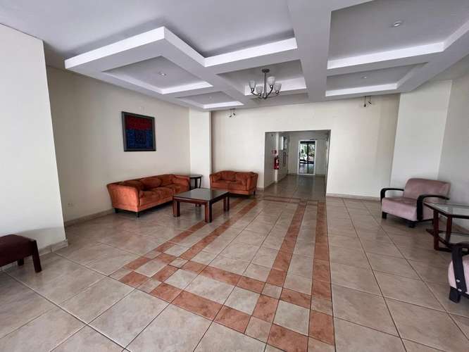 Banco vende apto. en PH GREEN PARK – CONDADO DEL REY - Imagen 2