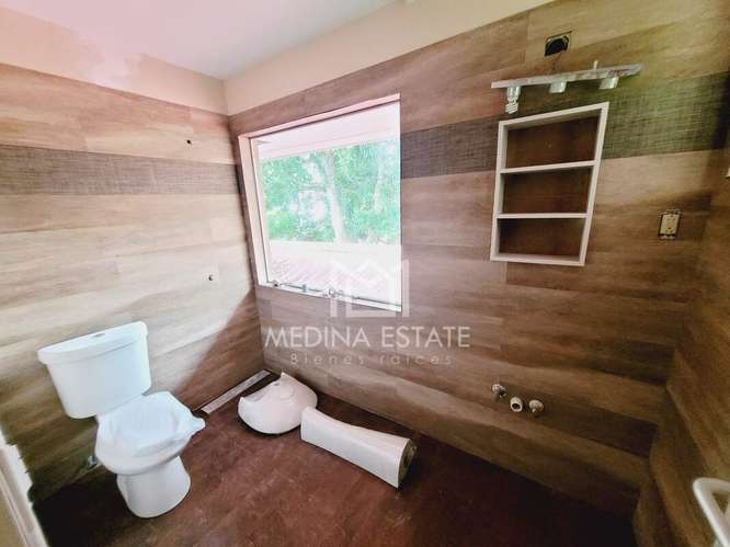 Casa de 4 dormitorios en alquiler en Ciudad de Panamá con jardín y terraza en Clayton