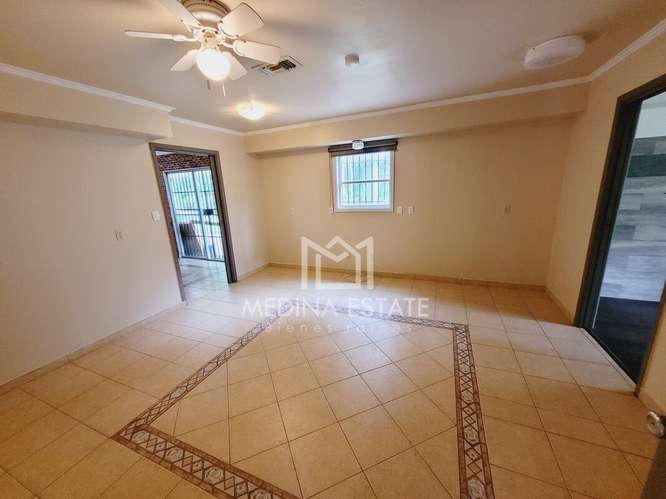 Casa de 4 dormitorios en alquiler en Ciudad de Panamá con jardín y terraza en Clayton