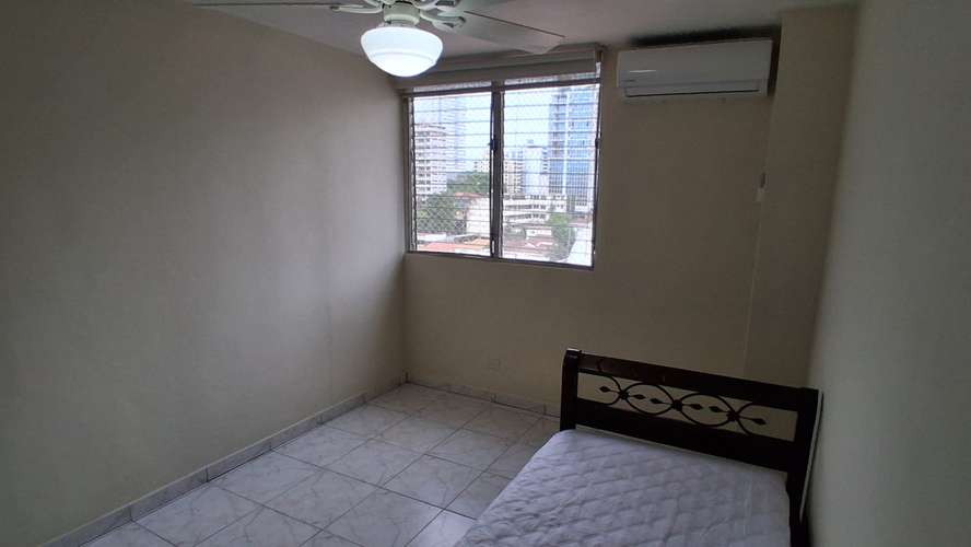 Vista Serena. 105mts 3r 2b amoblado $1200.00 