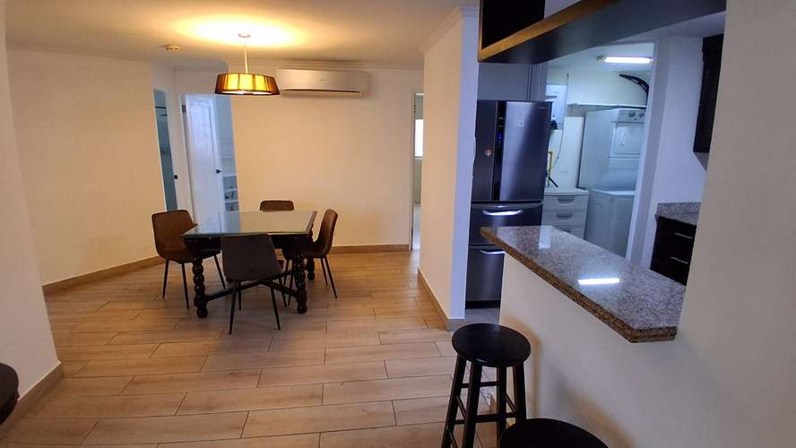Vista Serena. 105mts 3r 2b amoblado $1200.00 