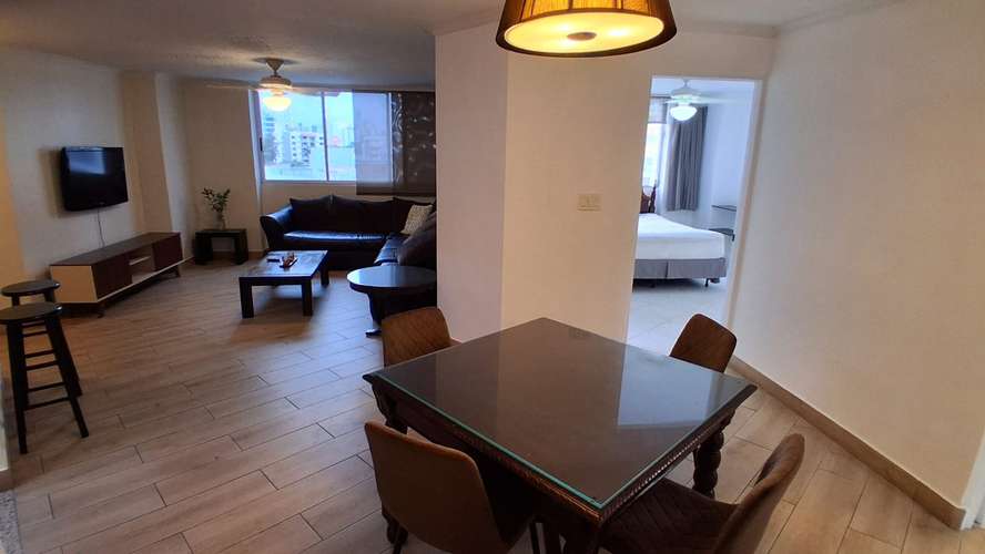 Vista Serena. 105mts 3r 2b amoblado $1200.00 