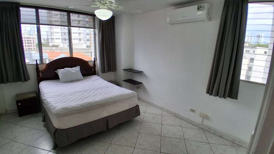 Vista Serena. 105mts 3r 2b amoblado $1200.00 