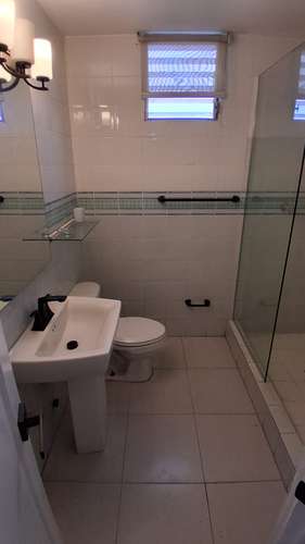 Vista Serena. 105mts 3r 2b amoblado $1200.00 