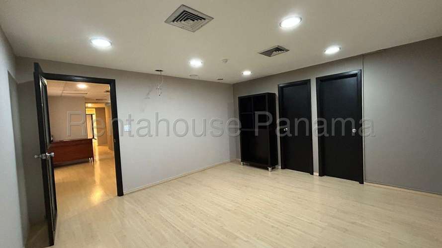 H5015GRR Alquiler de Oficina Comercial en Obarrio  - Imagen 12