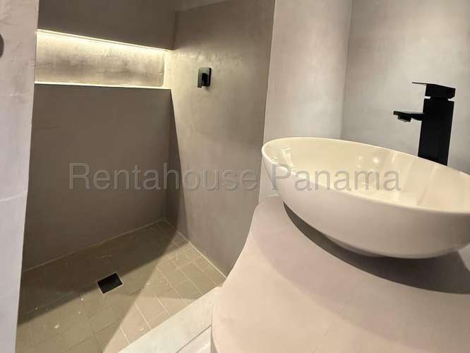 Venta de Edificio en La Cresta GM - Imagen 18