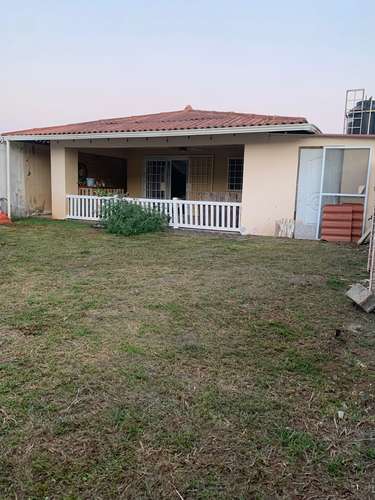 Casa en alquiler en Villas del Lago Nuevo emperador (Muro Perimetral)