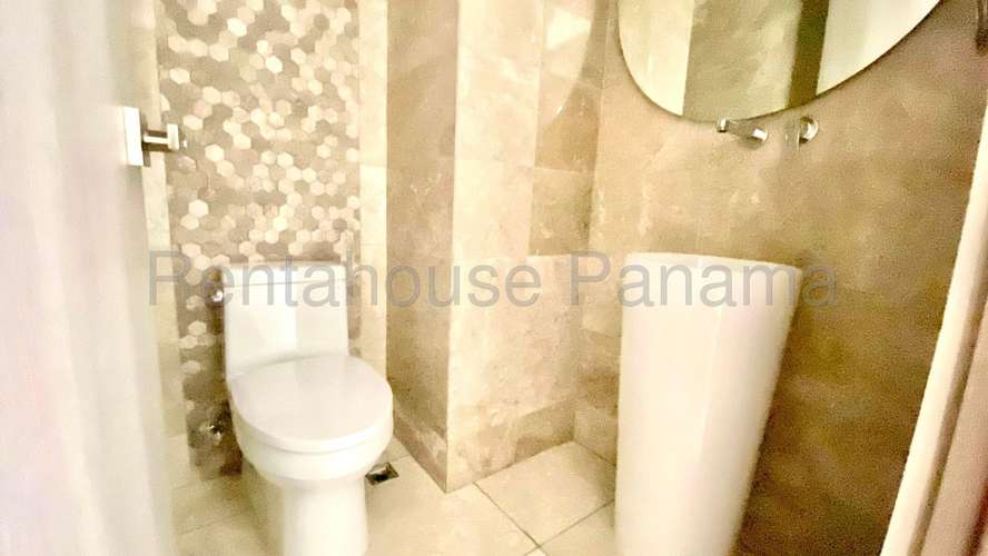 Se Alquila Apartamento en Bellavista VLU27-3236