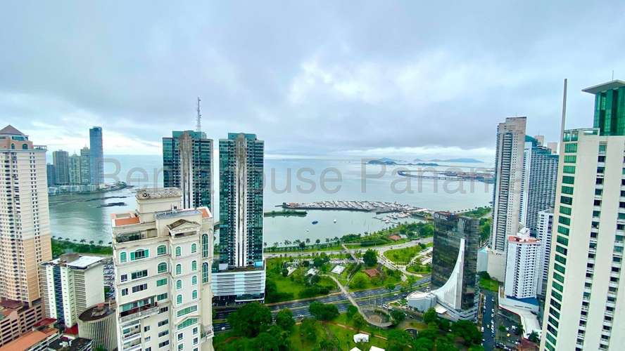 Se Alquila Apartamento en Bellavista VLU27-3236